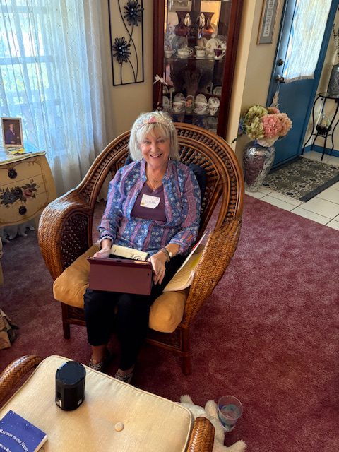 Jane Goldie Winn speaks at a widows group on the topic:: “From Grief and Loss to Acceptance and Hope”